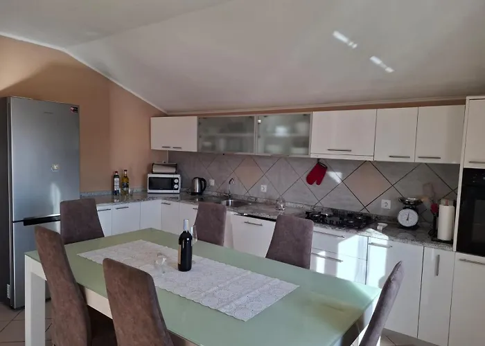 Apartment Ivica-2Db,Parking,Klima,Wifi 아파트 자다르